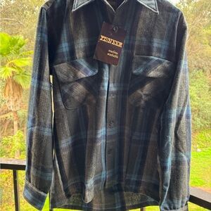 PIONEER Black Blue & Charcoal colored Wool Flannel. Size Small. NOS